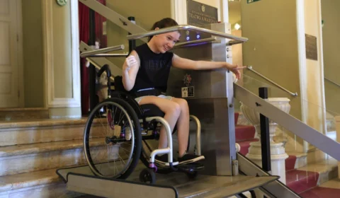 Dia Nacional da Luta da Pessoa com Deficiência: Teatro Amazonas é pioneiro na inclusão