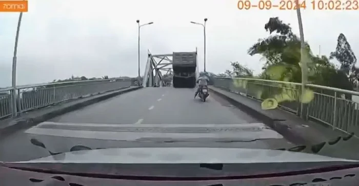 Furacão Yagi: ponte desaba e “engole” caminhão no Vietnã