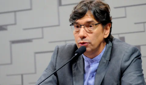 Crise no IBGE: Servidores acusam Pochmann de ameaçar autonomia e pedem sua saída