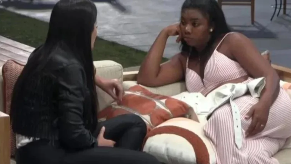 ‘Estou subindo pelas paredes’, afirma irmã de Davi Brito ao falar sobre falta de relações sexuais