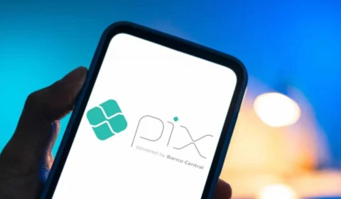 Instabilidade do Pix afeta usuários em todo o Brasil nesta segunda-feira (14)