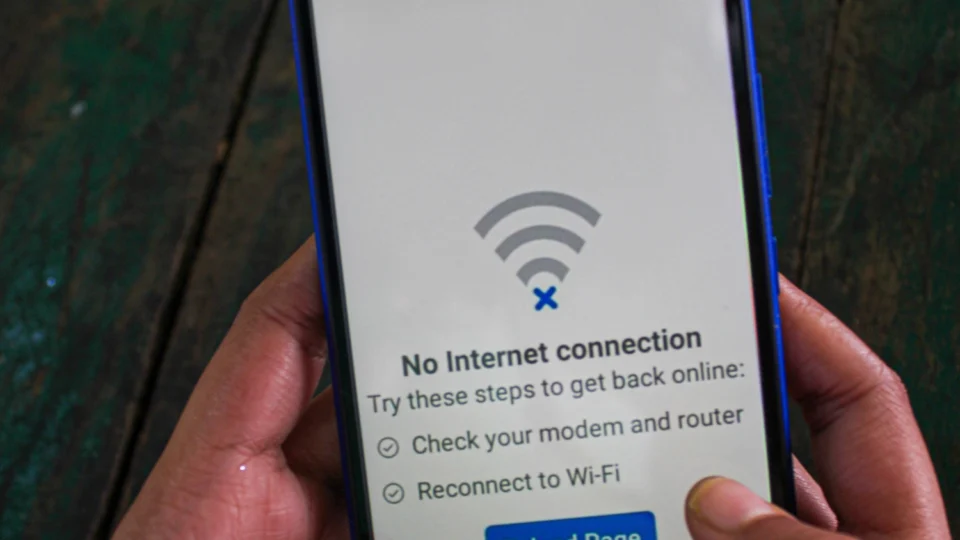 Caiu a net: operadoras de celular enfrentam instabilidade em Manaus nesta quinta-feira (17)