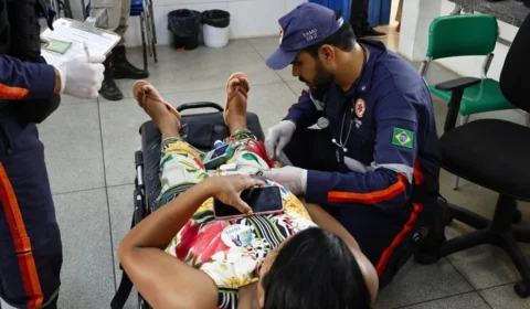 VEJA VÍDEO: mulher entra em trabalho de parto dentro de seção eleitoral