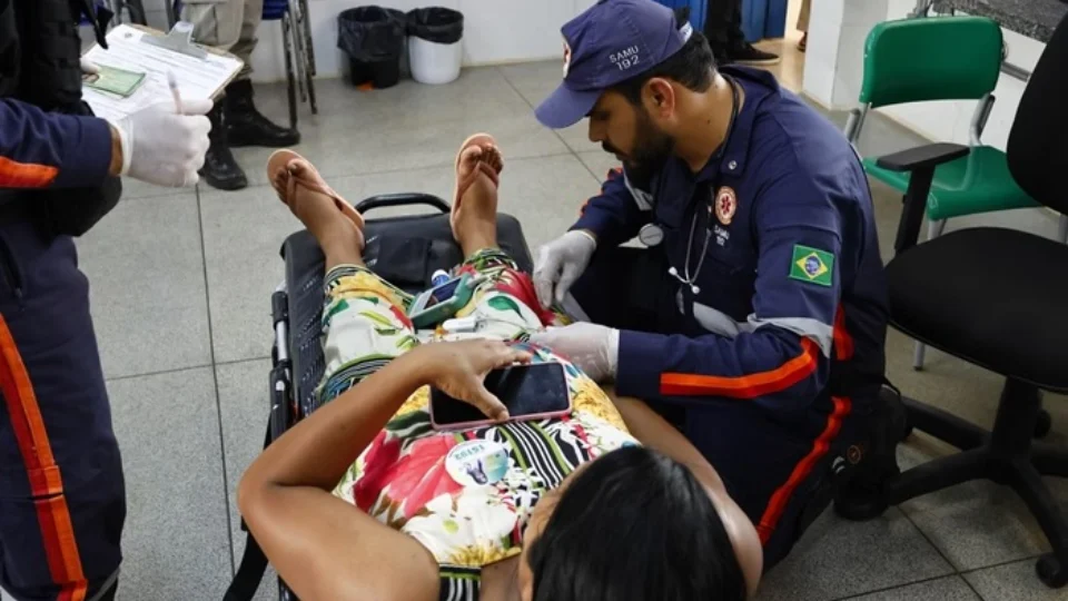 VEJA VÍDEO: mulher entra em trabalho de parto dentro de seção eleitoral