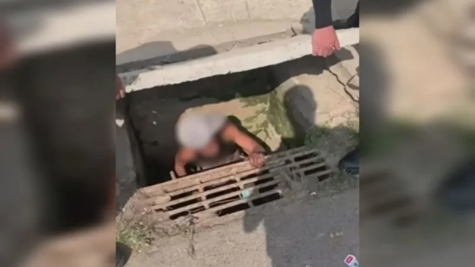 Veja Vídeo: mulher é presa após ser encontrada com drogas dentro de bueiro
