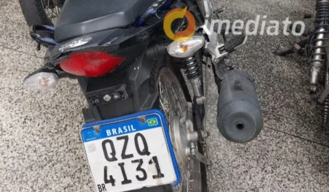 Polícia prende homem e apreende motocicleta com placa adulterada no bairro Alvorada 1