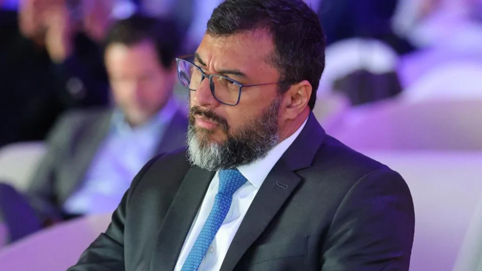 Wilson Lima parabeniza David Almeida pela reeleição em Manaus