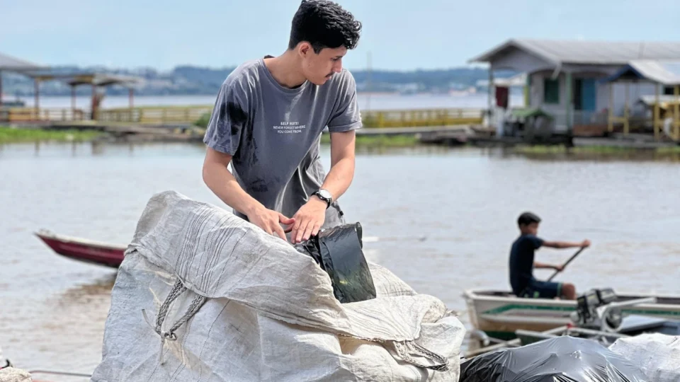 Jovem ativista de 21 anos busca a CMM para ser a voz do meio ambiente em Manaus