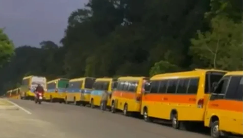 ‘Amarelinhos’ paralizam o serviço nas zonas leste e norte