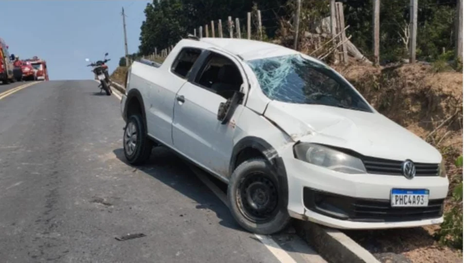Grave acidente em Rio Preto da Eva deixa 11 pessoas feridas