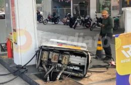 Idoso sofre mal súbito, perde controle de Kombi e morre em acidente na Zona Leste de Manaus