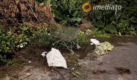 IMAGEM FORTE: corpo de homem é encontrado dentro de carrinho de compras no Mutirão