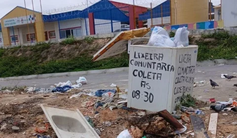 Moradores denunciam acúmulo de lixo e mau cheiro próximo a creche no bairro Nova Cidade
