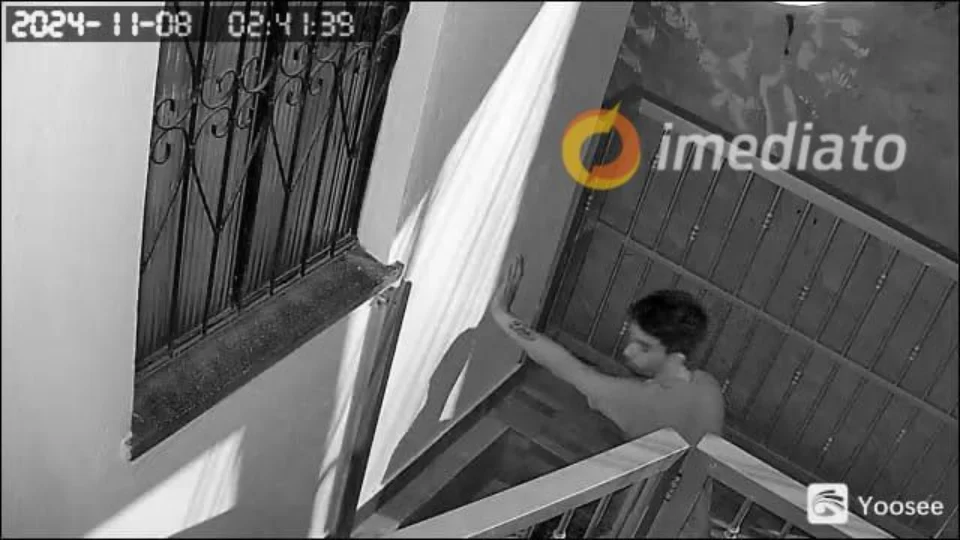 VÍDEOS: furto de bicicleta é registrado por câmera em residência no bairro Ouro Verde