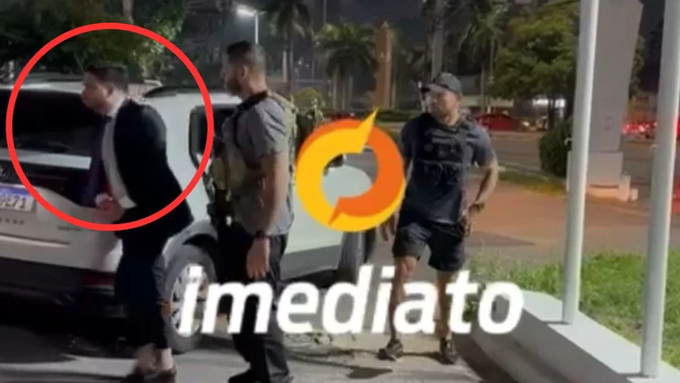 VÍDEOS: veja momento em que blogueiro Alex Braga é preso