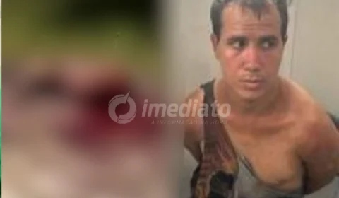 VEJA VÍDEO: homem mata pai a facadas e arranca a cabeça dele em praça