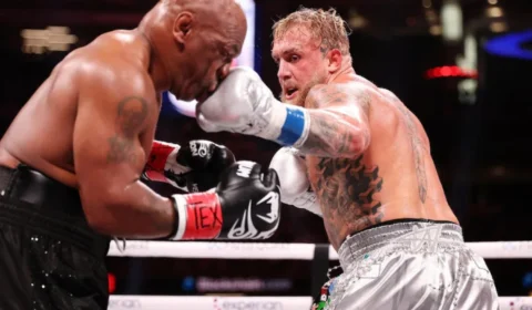 Mike Tyson perde para Jake Paul em duelo histórico na noite desta sexta-feira (15)