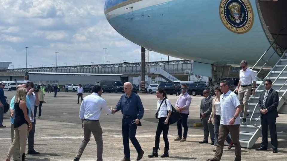 Joe Biden desembarca em Manaus e cumpre agenda no MUSA antes de seguir para o G20