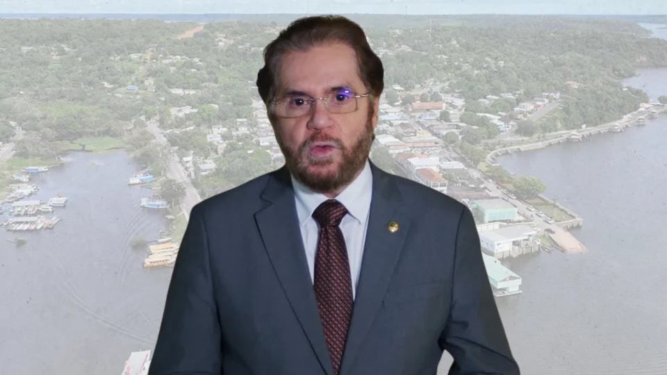 Senador Plínio Valério critica influência de ONGs que tentam barrar projeto bilionário no AM