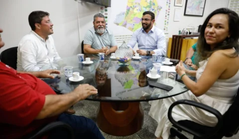 Governo do Amazonas e Cooperativas definiram cronograma de repasses para Passe Livre Estudantil