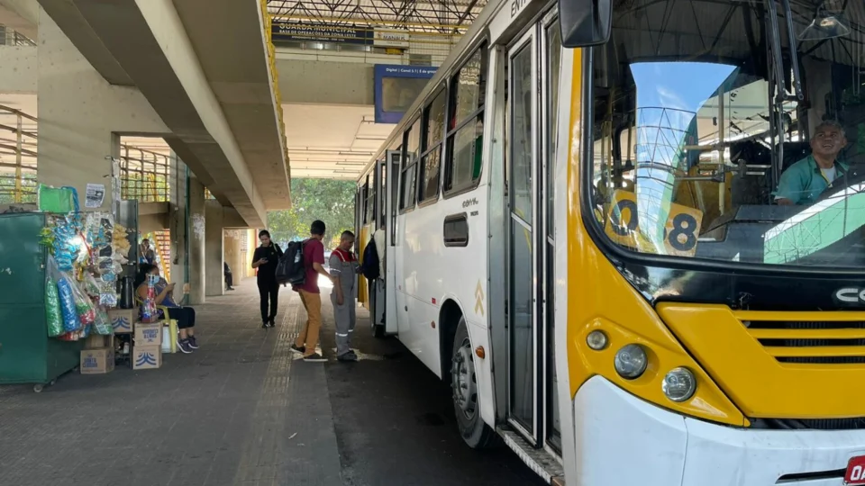 Linhas de ônibus que atendem a zona leste de Manaus serão unificadas