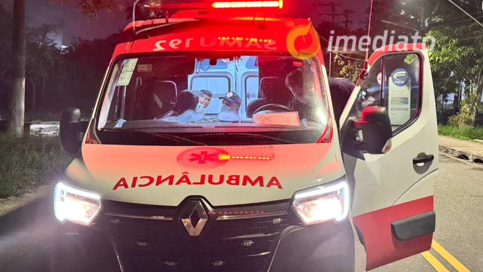 Casal cai de moto e mulher fica gravemente ferida no Distrito Industrial