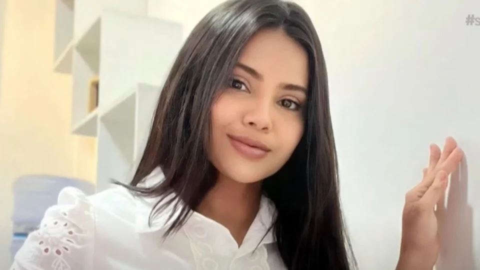 Mulher é presa por suspeita de aplicar golpes em idosos em Coari, no Amazonas