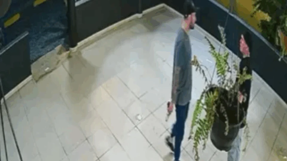 VEJA VÍDEO: homem é preso suspeito de matar colega de trabalho e ex-companheira
