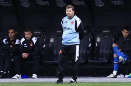 Vasco demite Rafael Paiva após derrota para o Corinthians