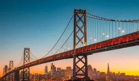 Terremoto de magnitude 7,3 atinge a Califórnia e gera alerta de tsunami