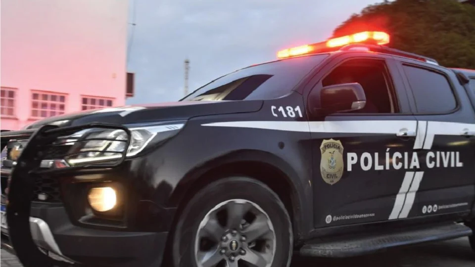 PC-AM prende cantor de arrocha por estupr0 de vulnerável contra a entead@ de 13 anos