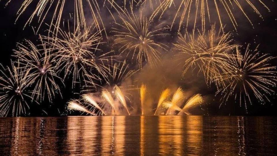 Médicos alertam para os riscos de acidentes com fogos de artifício durante as festas de fim de ano