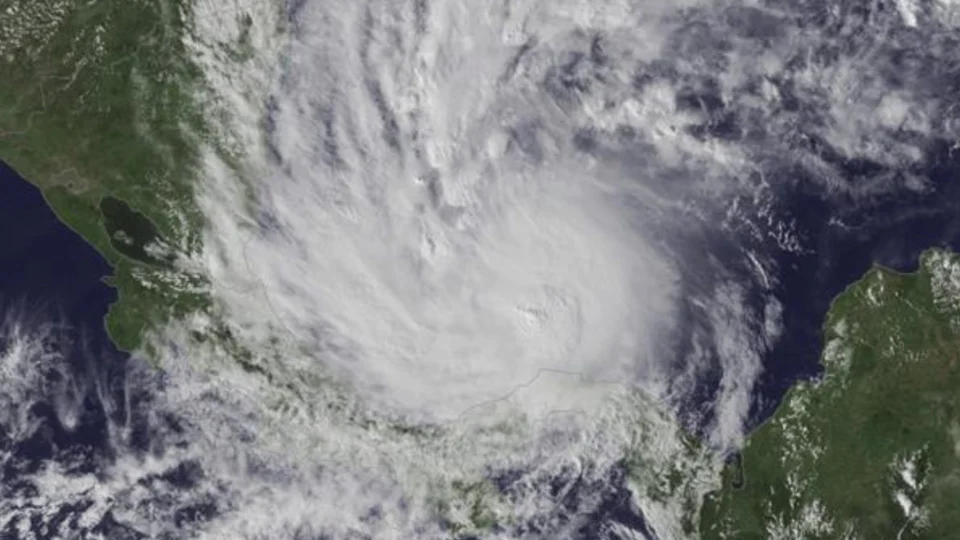 Terremoto de magnitude 5,6 atinge El Salvador; protocolos de emergência são ativados