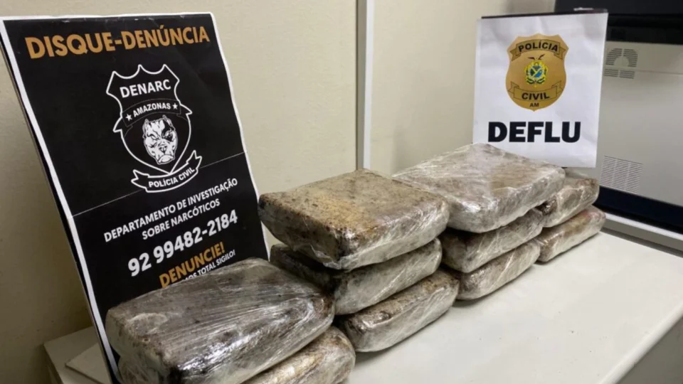 Polícia Civil apreende 10 kg de maconha tipo skunk avaliados em R$ 100 mil no bairro Mauazinho
