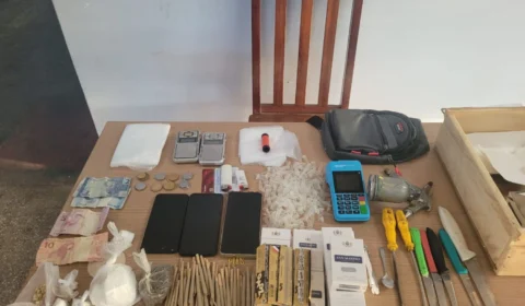 PMAM prende homem e apreende adolescente envolvidos com tráfico de drogas em Parintins
