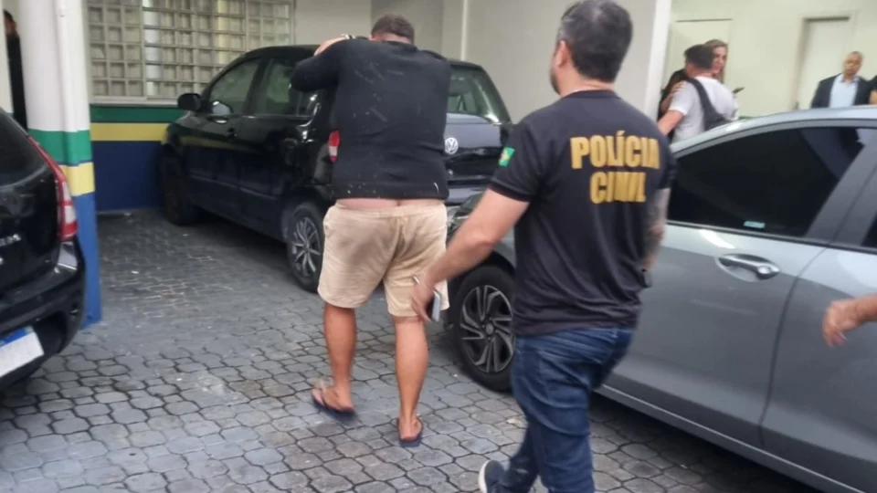 PC-AM apreende 500 tabletes de drogas e prende suspeito de integrar facção criminosa