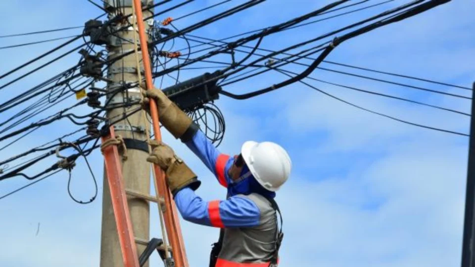 Saiba quais são os bairros que ficarão sem energia nesta quinta-feira (19)