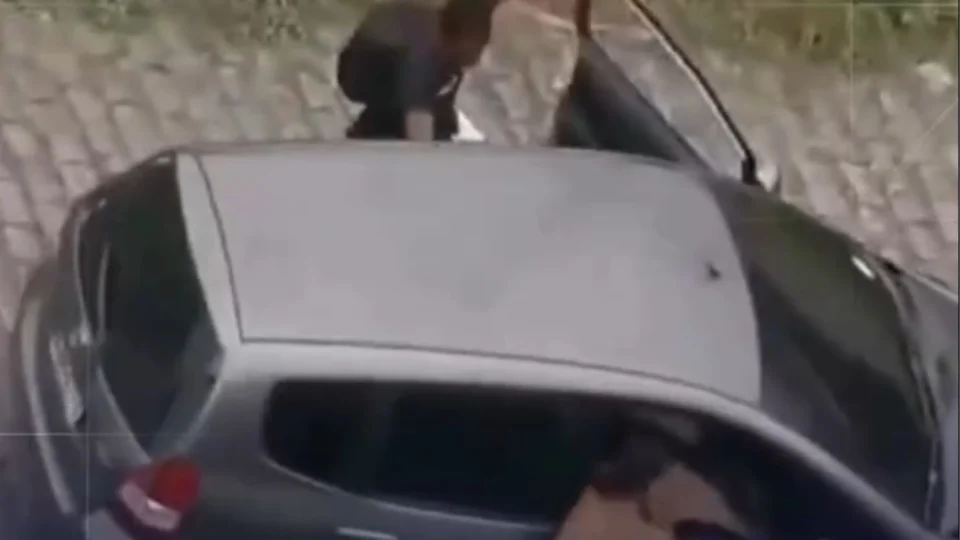 Vídeo: PM de folga é morto e corpo é jogado em carro ladeira abaixo no Quitungo