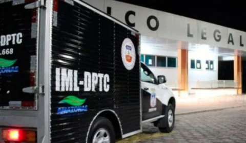 Fotos: Corpo de homem é encontrado com sinais de estrangulamento no ramal da Praia Dourada