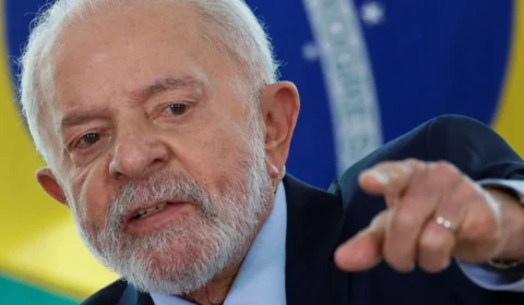 Lula Será Candidato em 2026 para Representar seu Projeto Político, Diz Ministro