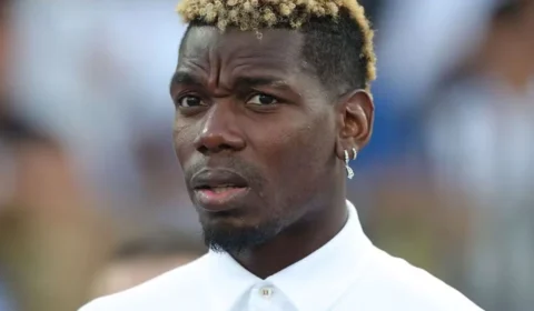 Site de acompanhantes propõe pagar o salário de  Pogba no Corinthians