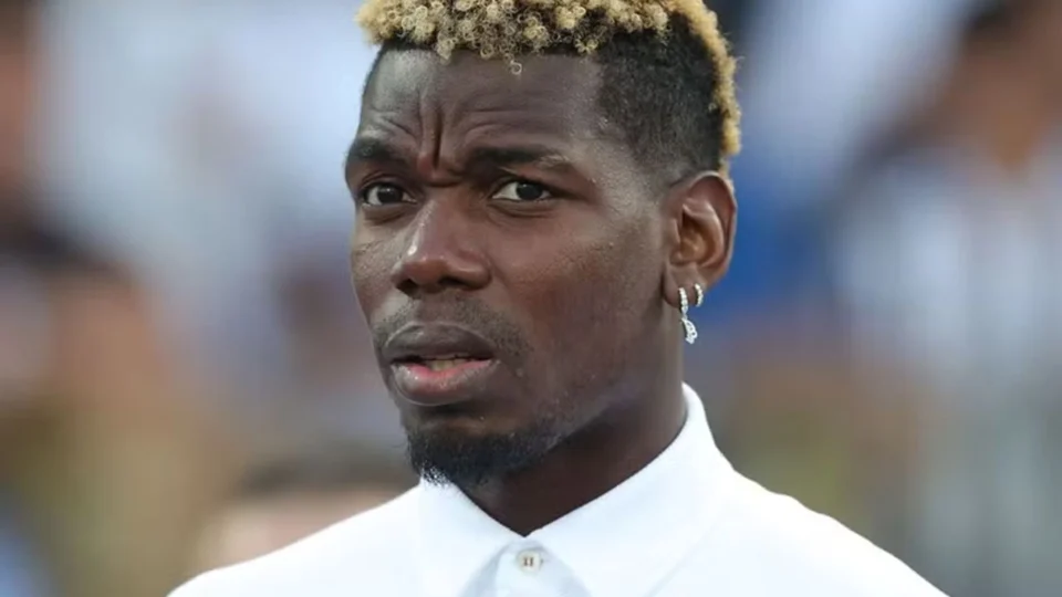 Site de acompanhantes propõe pagar o salário de  Pogba no Corinthians