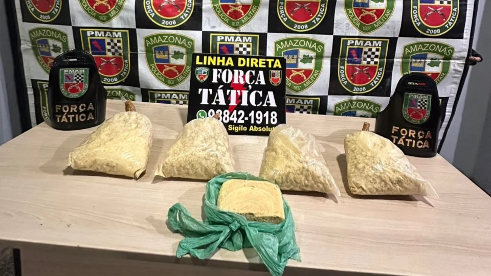 Polícia Militar apreende 6 kg de oxi durante patrulhamento na zona norte de Manaus