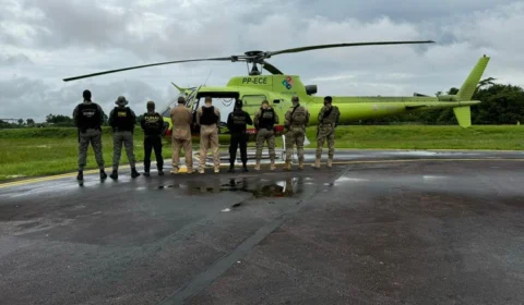 Polícia Federal combate garimpo ilegal e destrói dragas no Rio Solimões