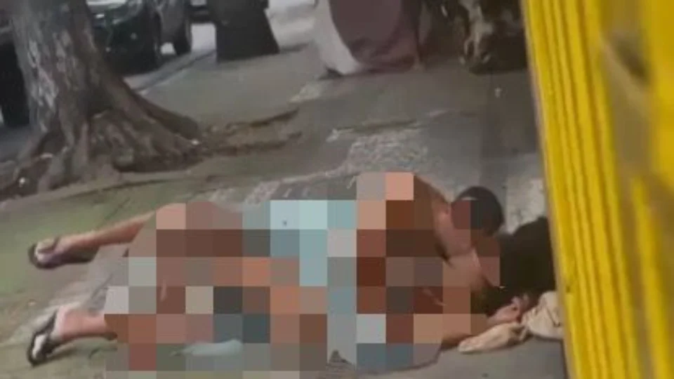 VEJA VÍDEO: casal é flagrado em momento íntimo em plena luz do dia