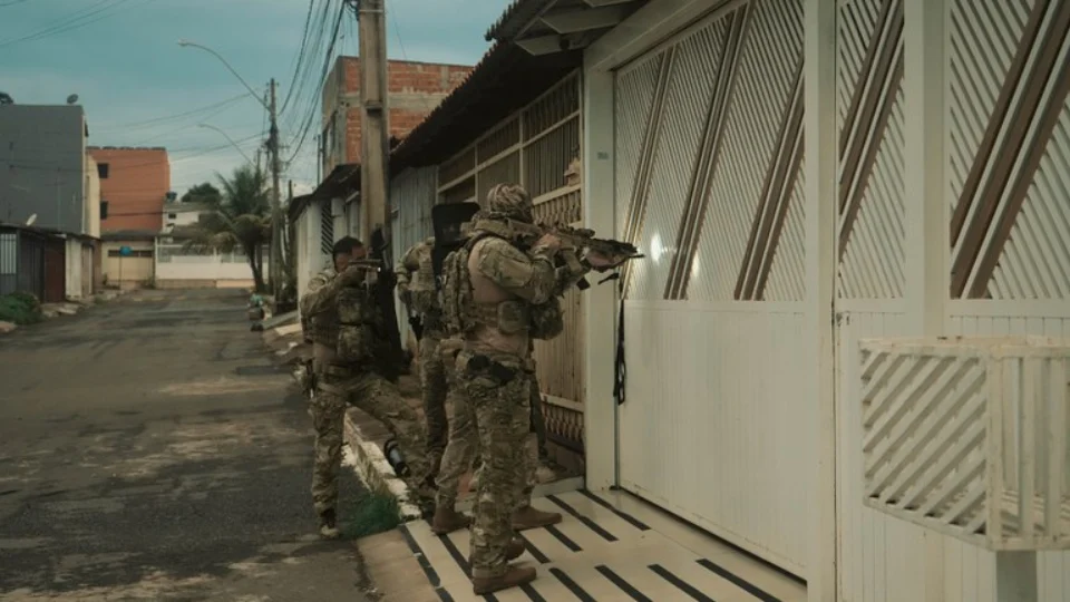 Polícia Federal desarticula esquema de tráfico internacional que movimentou mais de R$ 2 bilhões em dois anos