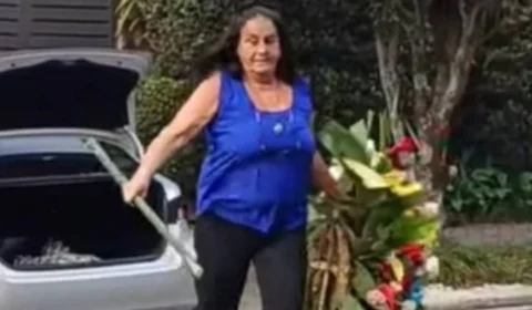 Mulher presa por injúria racial em frente à casa de Lula é solta por juiz