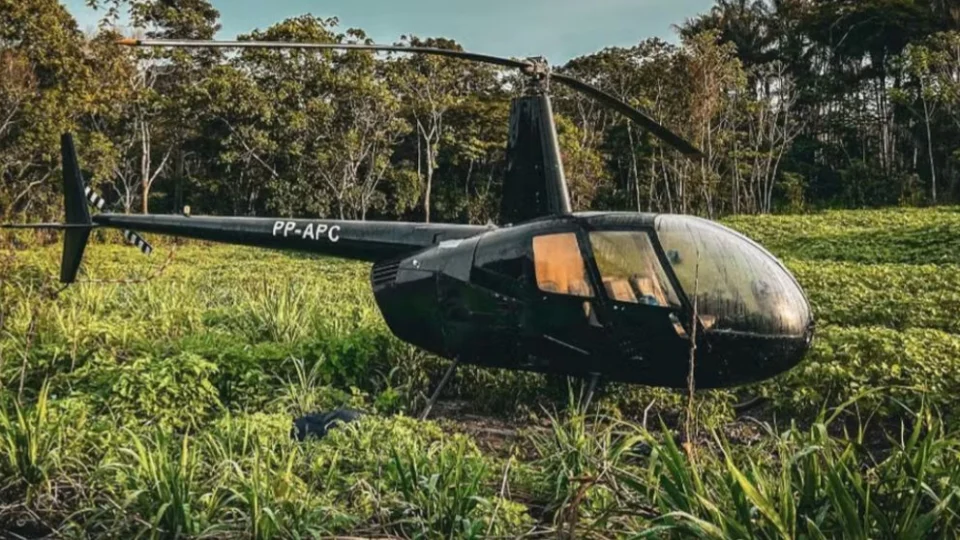 Polícia intercepta helicóptero com 256 kg de drogas no Amazonas