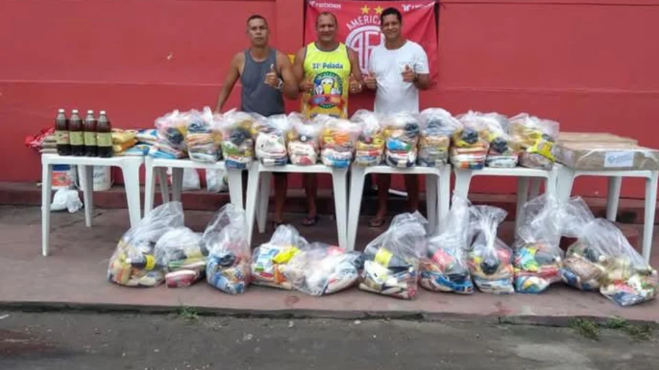 120 famílias devem receber cestas básicas arrecadadas por grupo de amigos no Canaranas