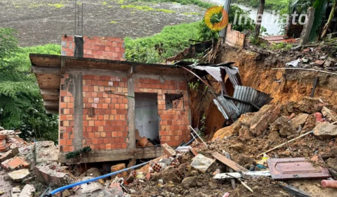 Desmoronamento de casa preocupa moradores do bairro Educandos